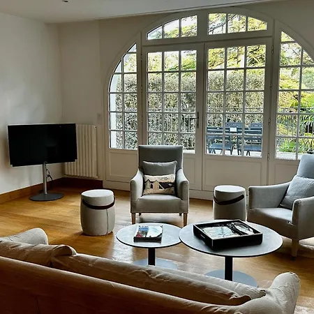 Feriehus Maison De Famille Les Pins