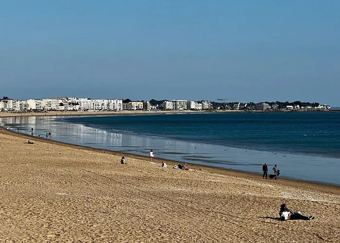 Maison De Famille Les Pins Holiday home *