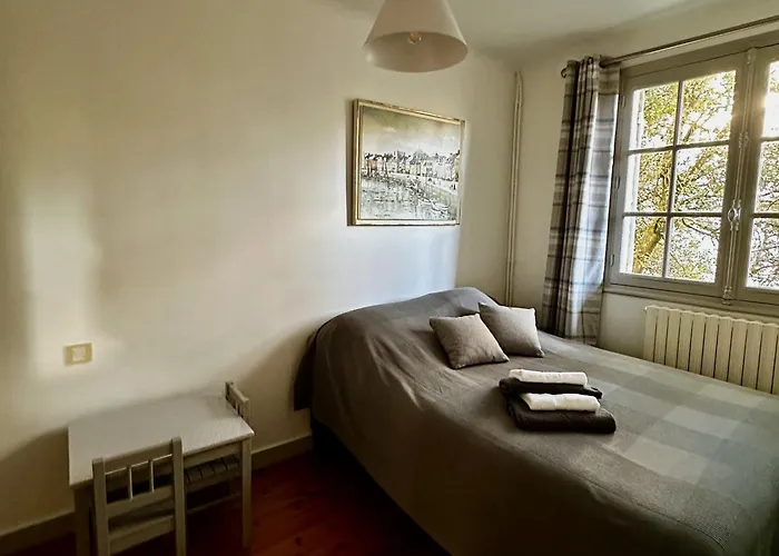 Holiday home Maison De Famille Les Pins